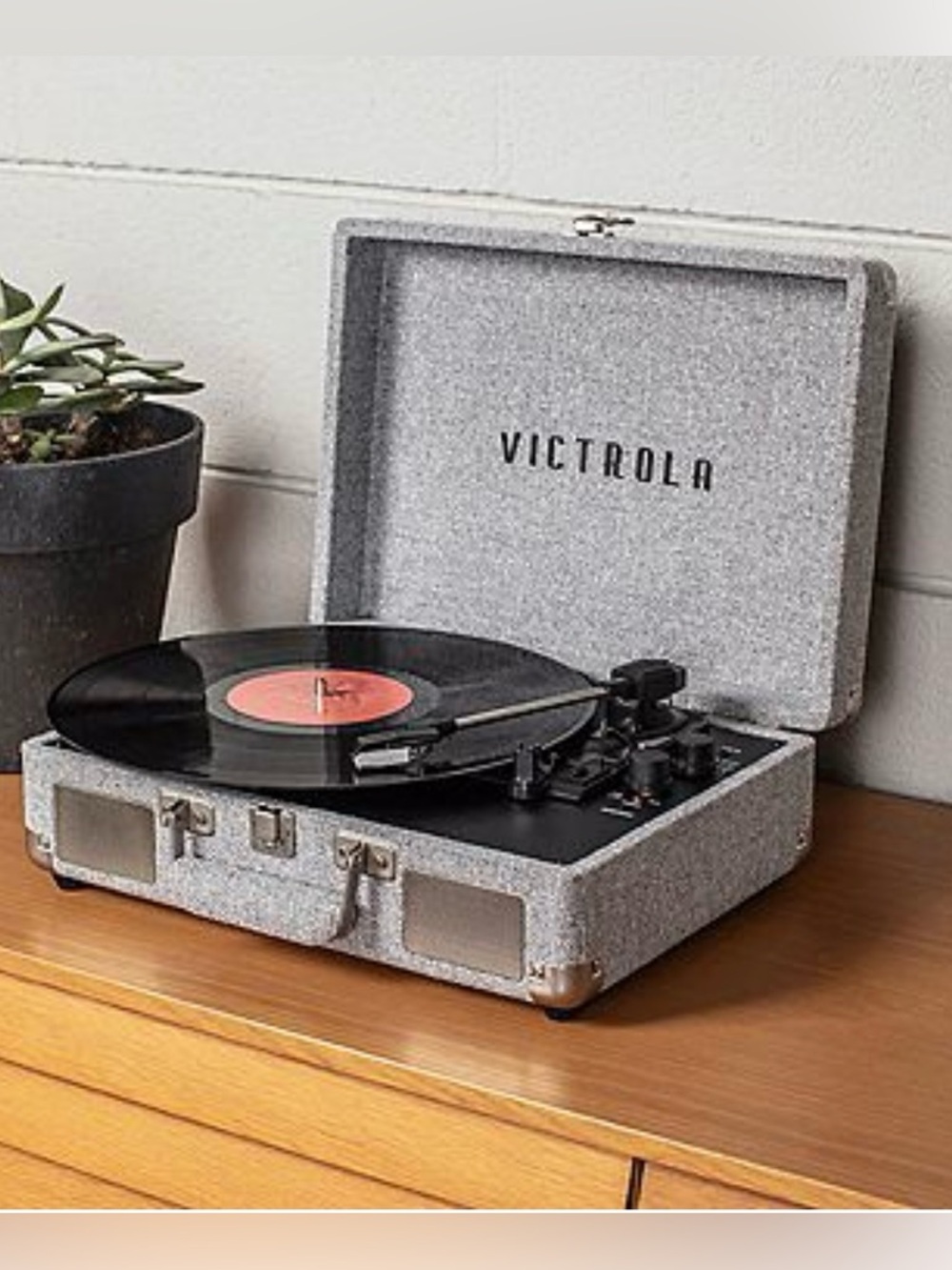 Brand New!! Victrola Journey & Signature Bluetooth Suitcase Record Player in box